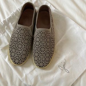 Joie Huxley slip ons
